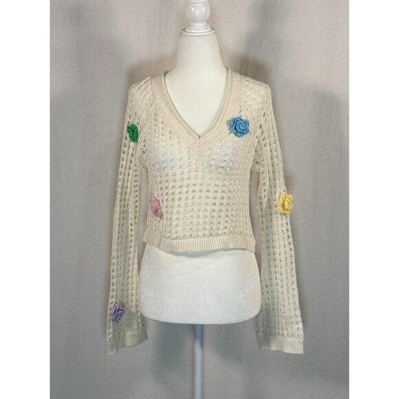 wild fable Tops - Wild Fable Womens S  Knit Floral Embellished Sweater White Multicolor Cotton Ble